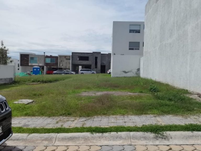 Terreno en Venta en Lomas de Angelópolis II San Andres Cholula Puebla