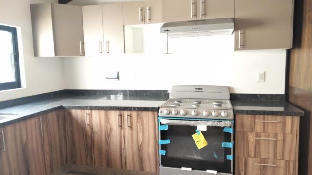 Amplia Casa en Renta en Jurica Queretaro (3)