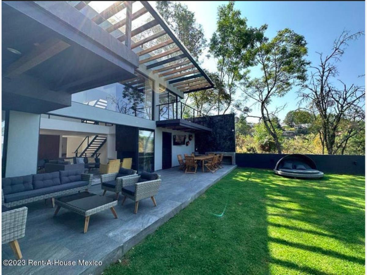 Amplia y Bonita Casa en Renta en Valle de Bravo Estado de Mexico (10)