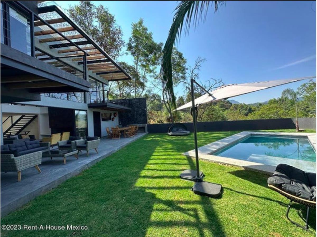 Amplia y Bonita Casa en Renta en Valle de Bravo Estado de Mexico (12)