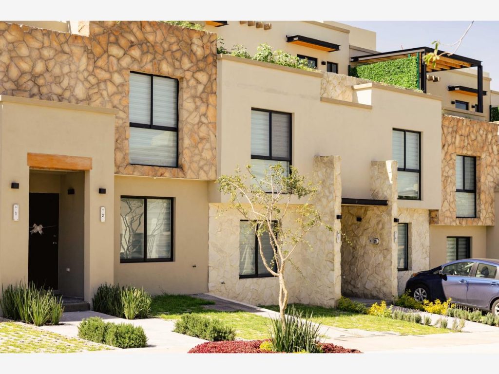 Casa en Renta en Ciudad del Sol Queretaro (1)