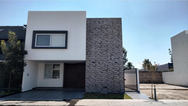 Casa en Renta en El Bajío Zapopan Jalisco (1)