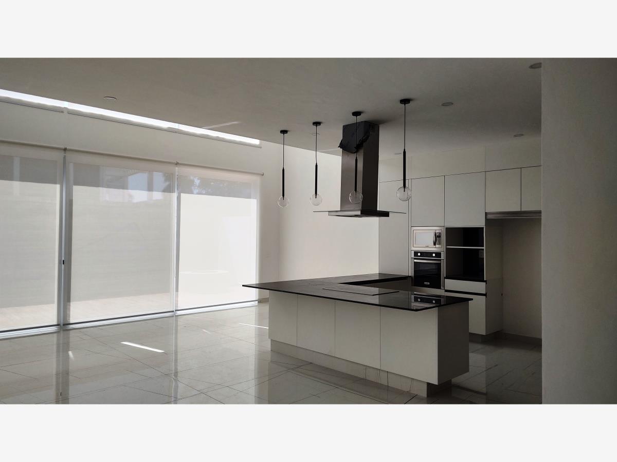 Casa en Renta en El Bajío Zapopan Jalisco (2)