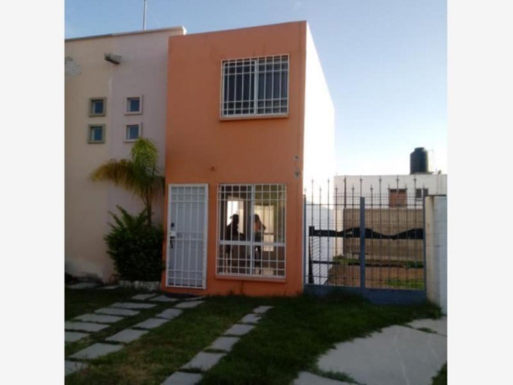 Casa en Renta en La Pradera El Marques Queretaro (2)