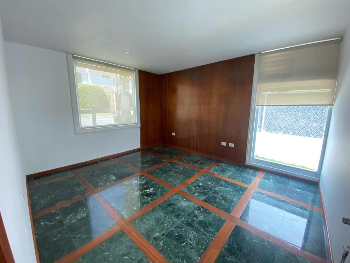 Casa en Renta en La Vista Contry Club San Andres Cholula Puebla (1)