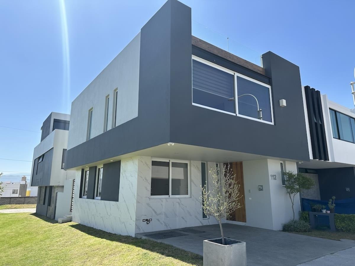 Casa en Renta en Las Moras Tlajomulco de Zuñiga Jalisco (2)