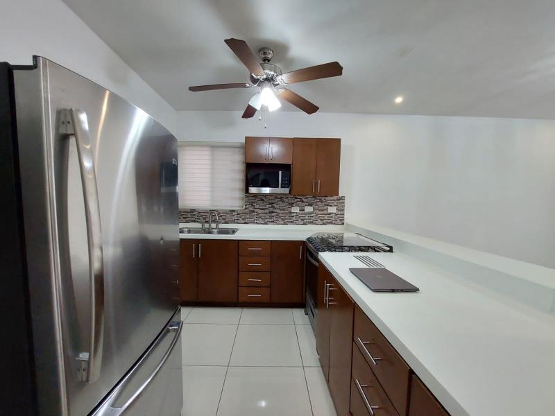 Casa en Renta en Privadas Borneo Apodaca Nuevo Leon (2)