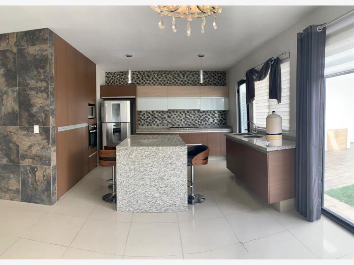 Casa en Renta en Sendas Residencial Zapopan Jalisco (4)