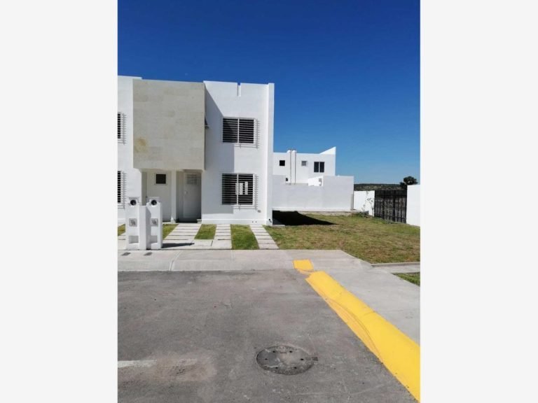 Casa en Renta en Sendas Residencial el Marques Queretaro