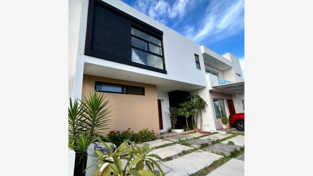 Casa en Renta en Sendero las Moras Tlajomulco de Zuñiga Jalisco (2)