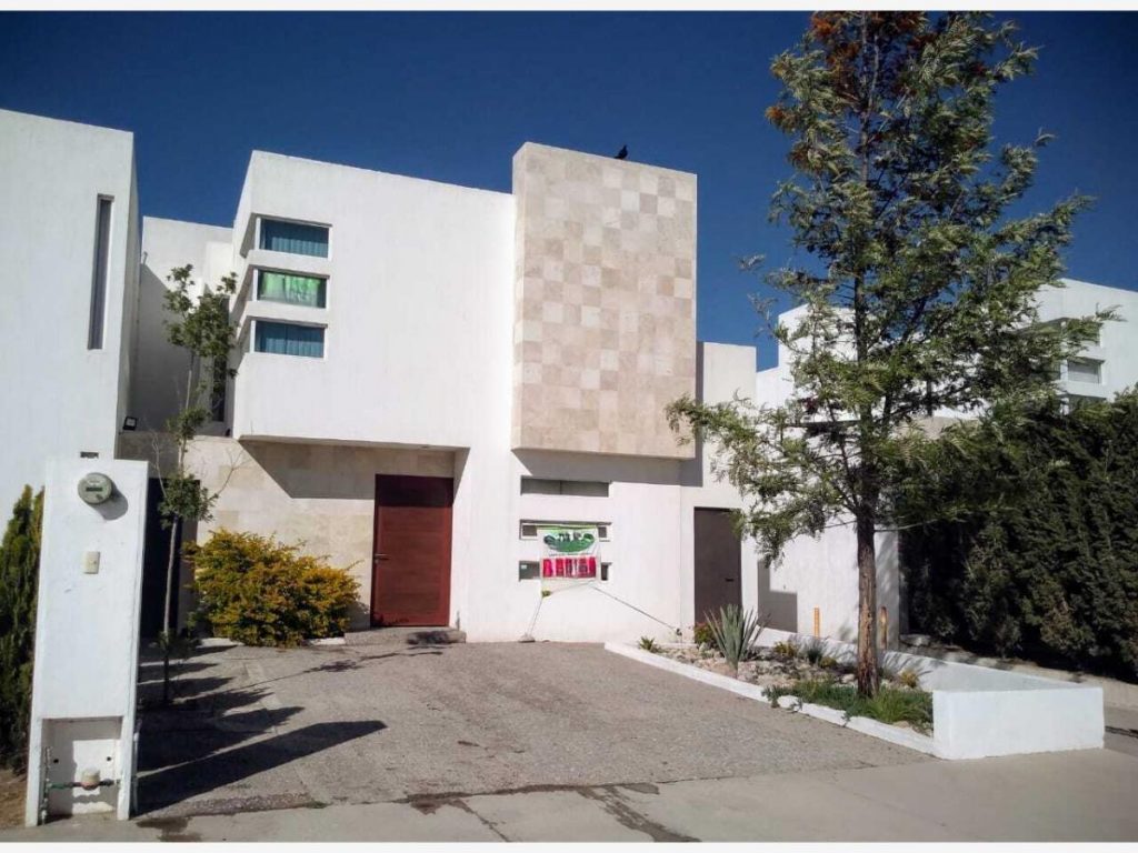 Casa en Renta en Villaverde San Luis Potosi (2)