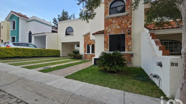 Casa en Venta en Bugambilias Zapopan Jalisco (3)