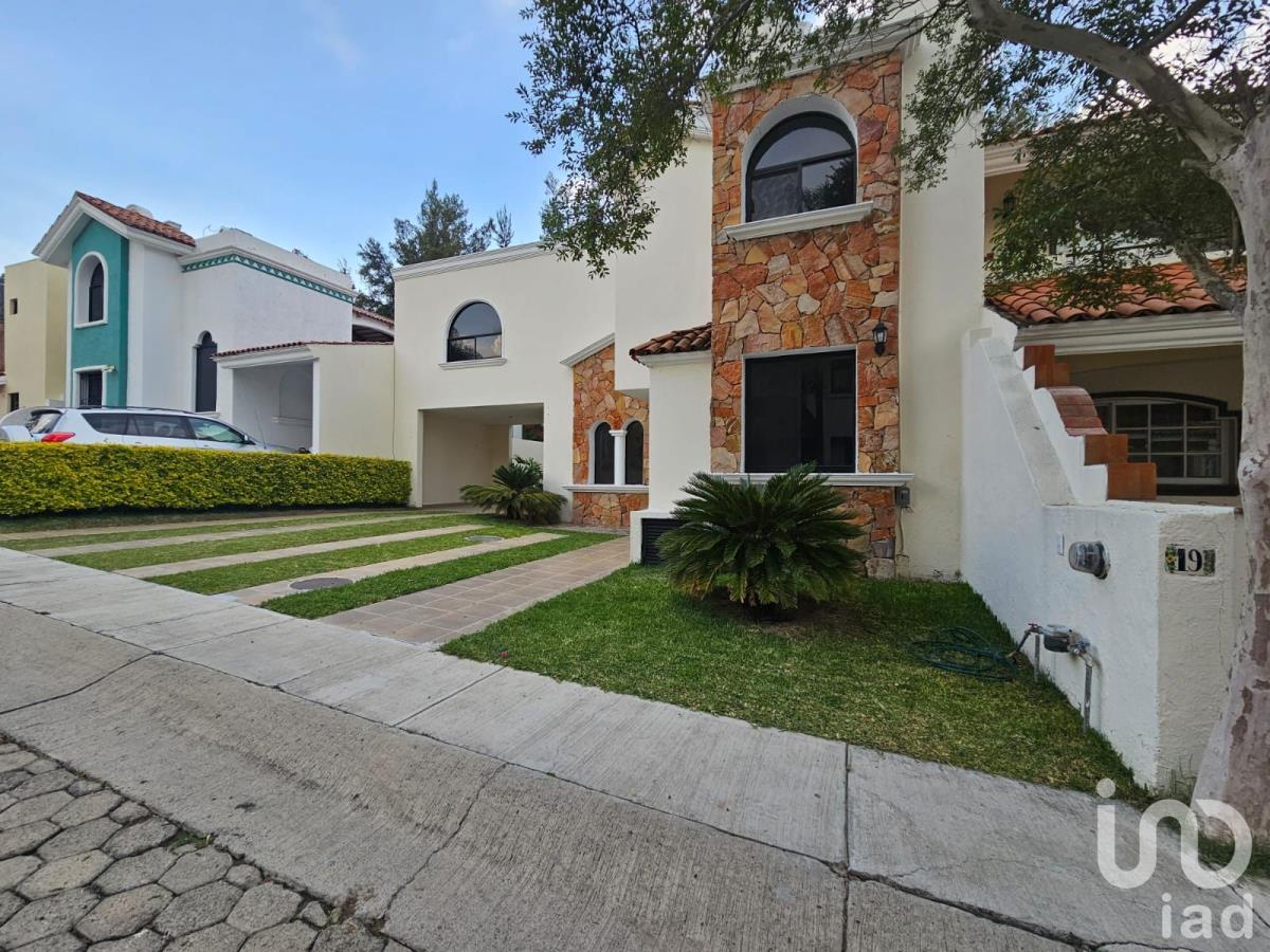 Casa en Venta en Bugambilias Zapopan Jalisco (3)