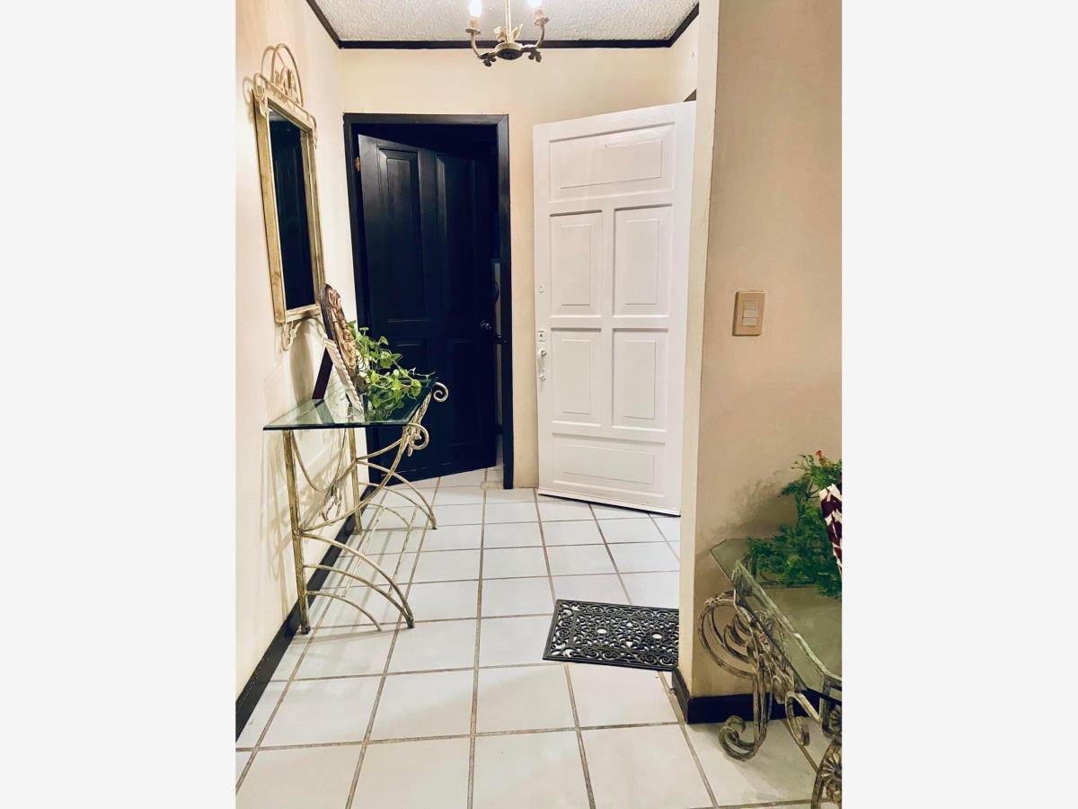 Casa en Venta en Carrizal Villahermosa centro de Tabasco (4)