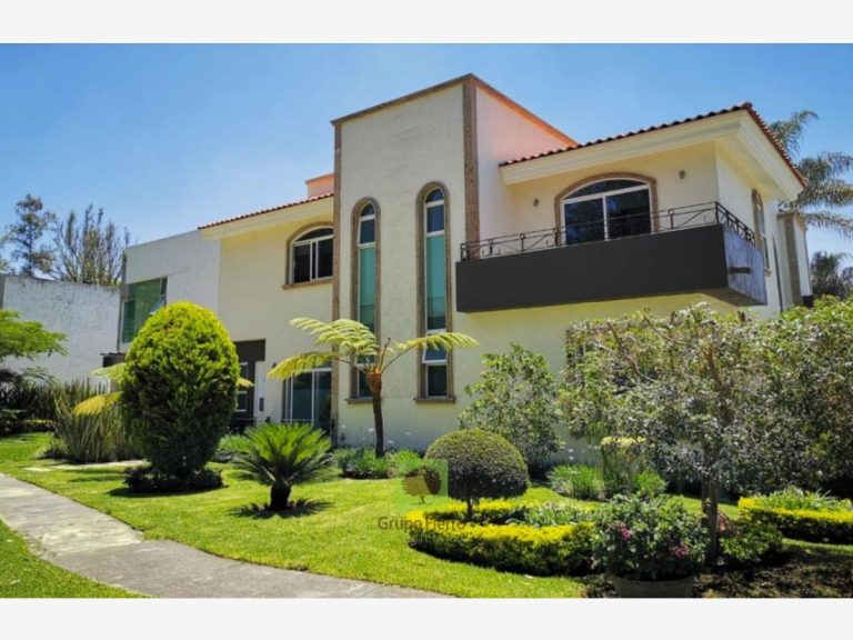Casa en Venta en Los Gavilanes Tlajomulco de Zuñiga Jalisco