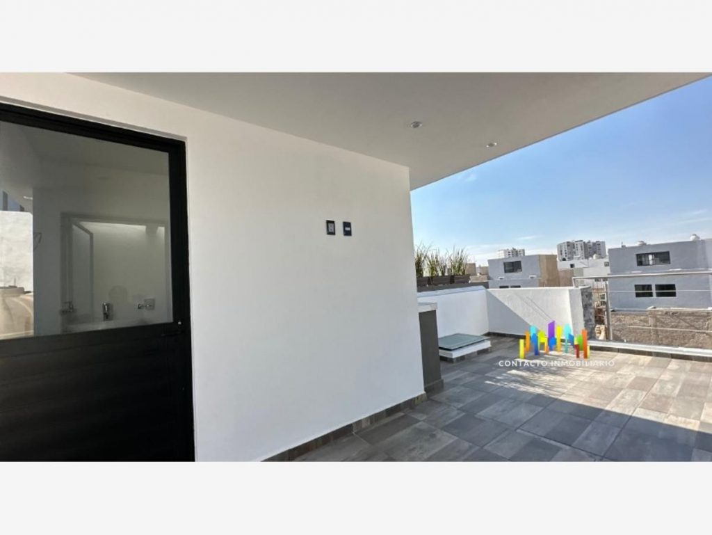Casa en Venta en Real de Valdepeñas Zapopan Jalisco (3)