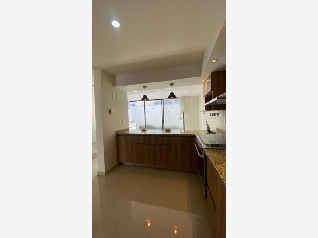 Casa en Venta en Real de Valdepeñas Zapopan Jalisco (4)