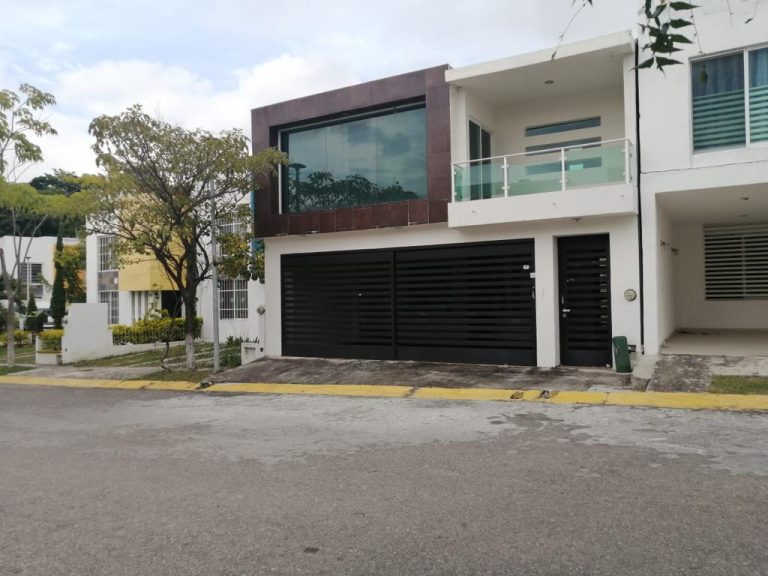 Casa en Venta o Renta 4 Recamaras Fracc Privado Bonanza Tuxtla Gutierrez Chiapas