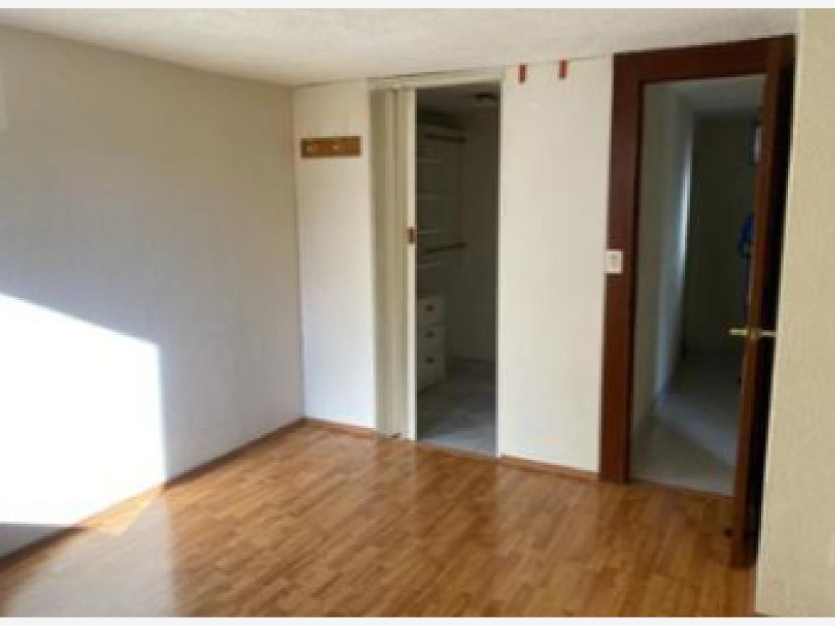 Remate Bancario Casa en Venta Los Arrayanes Guadalajara Jalisco (5)