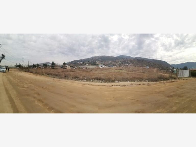 Terreno en Venta 1,817 M2 en Valle Bonito Tijuana Baja California