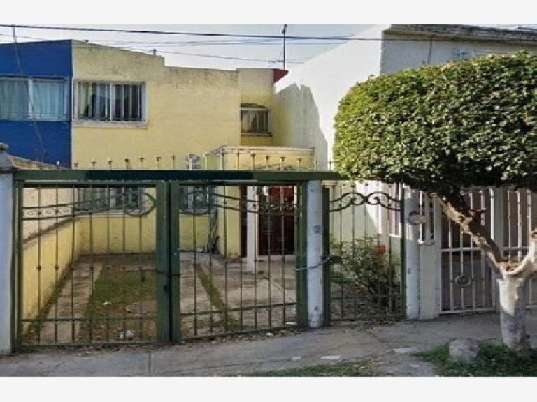 Casa en Renta en Jardines Del Valle Zapopan Jalisco