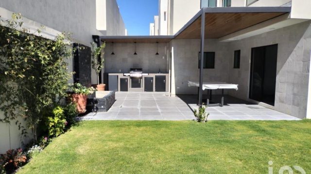 Casa en Renta en La Vista Residencial Queretaro 2