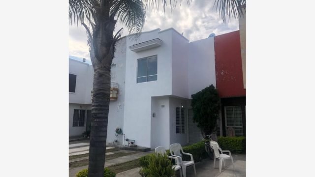 Casa en Renta en Parques de Tesistán Zapopan Jalisco (1)