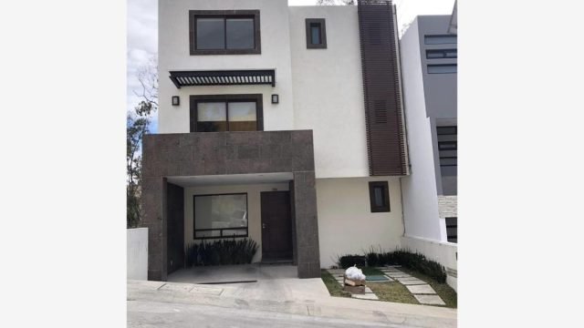 Casa en Renta en Residencial Lago Esmeralda Atizapan de Zaragoza Estado de Mexico 2