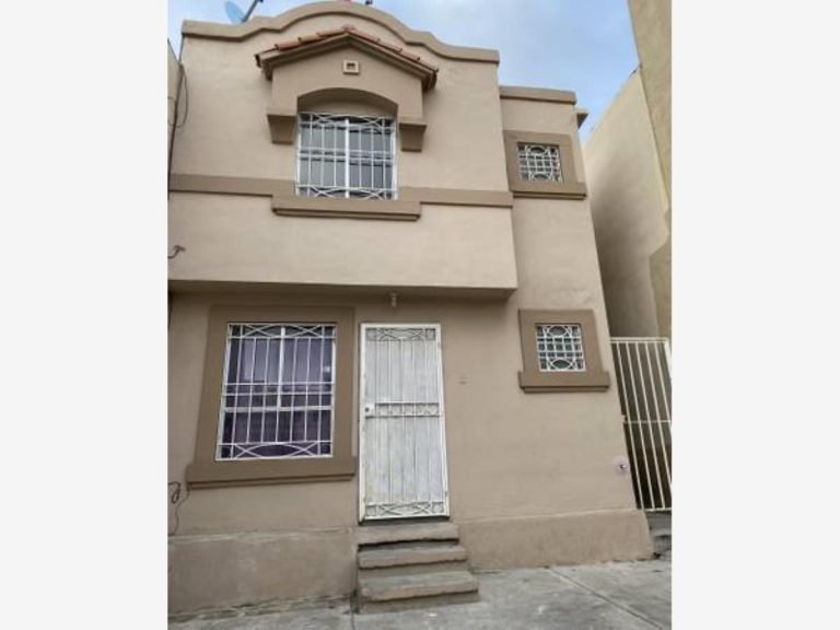 Casa en Renta en Villa Residencial Santa Fe 3ra. Sección Tijuana Baja California