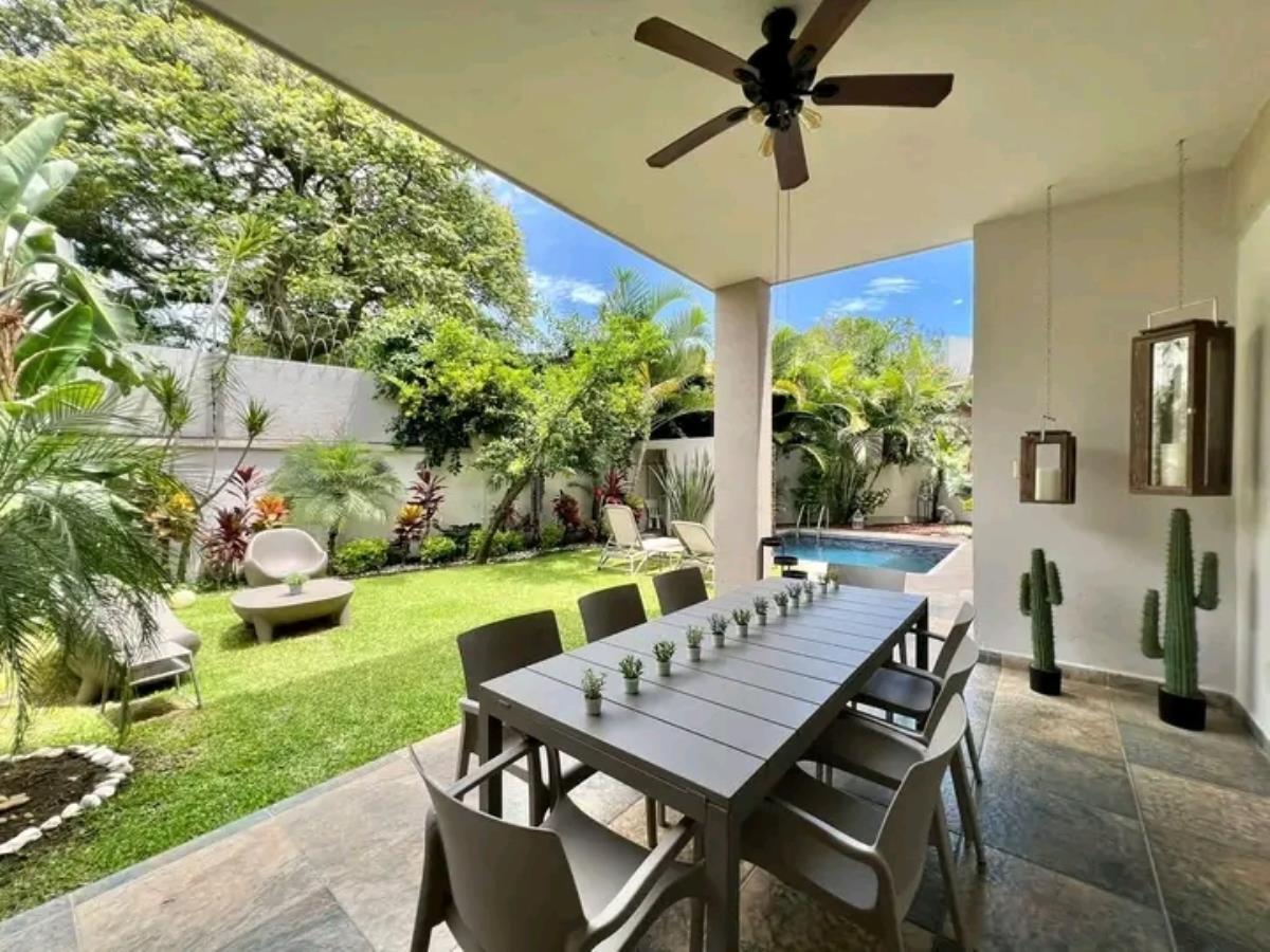 Casa en Venta en Bosques de Palmira Cuernavaca Morelos 2