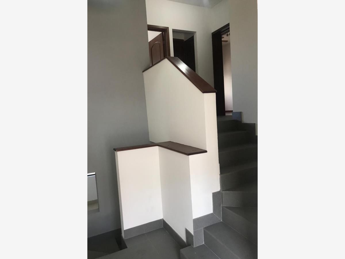 Casa en Venta en Hacienda del Valle San Pedro Garza Garcia Nuevo Leon 3