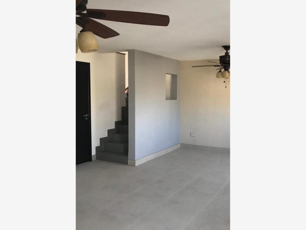 Casa en Venta en Hacienda del Valle San Pedro Garza Garcia Nuevo Leon 5