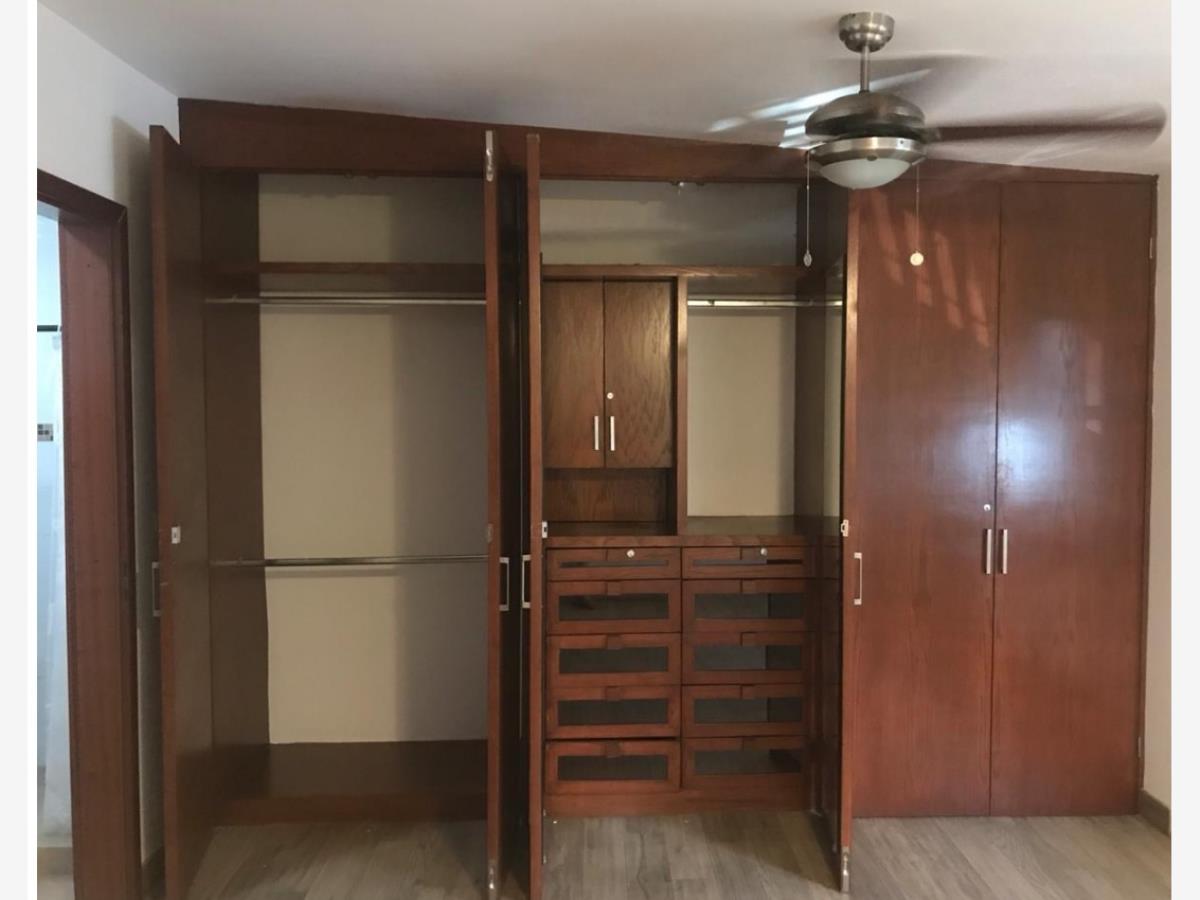 Casa en Venta en Hacienda del Valle San Pedro Garza Garcia Nuevo Leon 6