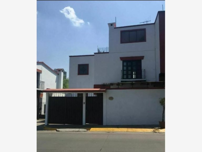 Casa en Venta en Lomas Anahua Huixquilucan Estado de Mexico