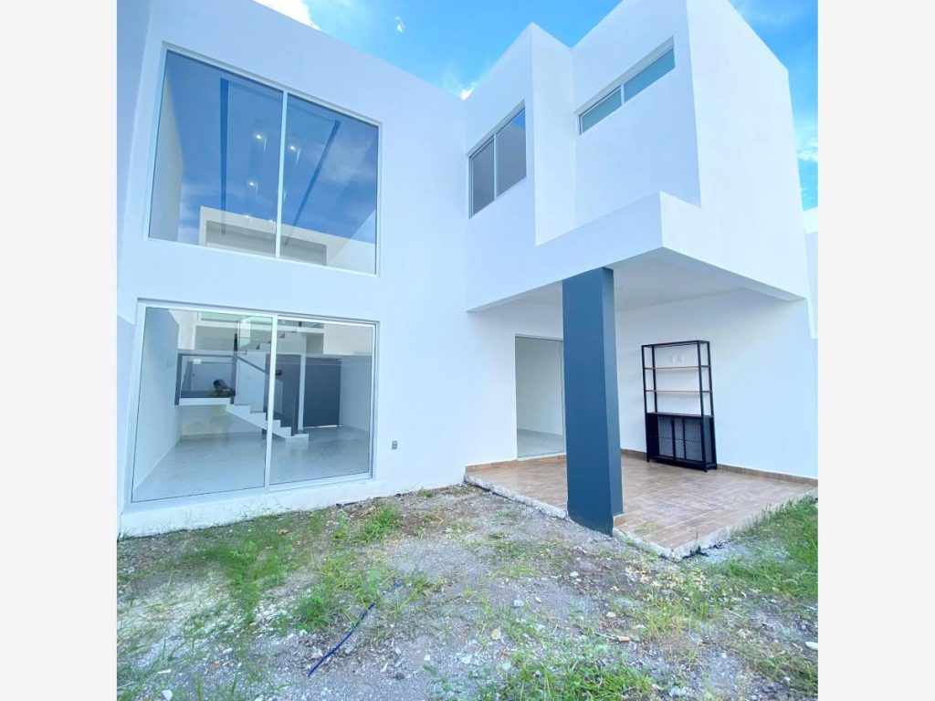 Casa en Venta en Lomas de la Rioja Alvarado Veracruz (4)