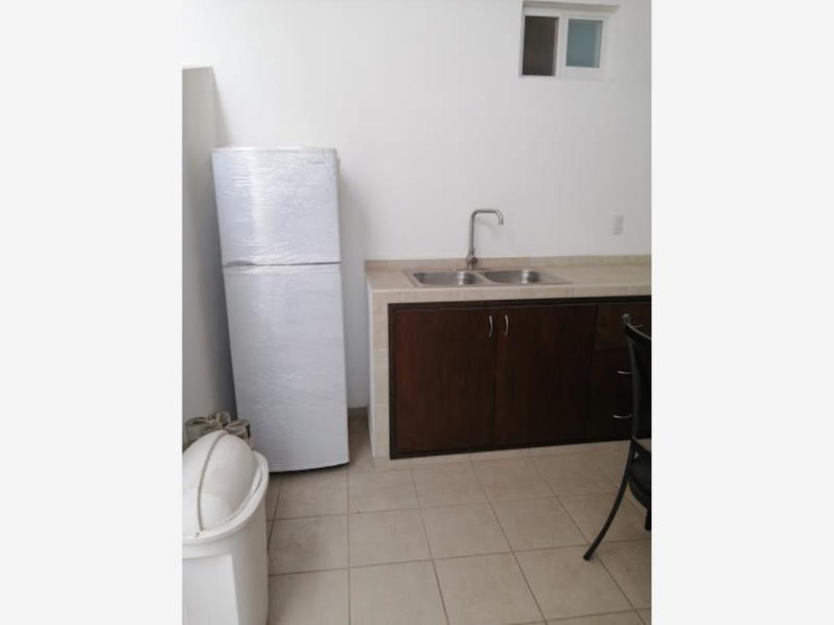 Departamento en Renta en Cuesta Bonita Queretaro 2