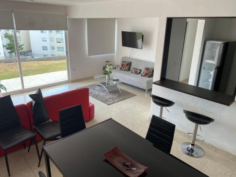 Departamento AMUEBLADO en Renta en Privalia Ambienta Queretaro