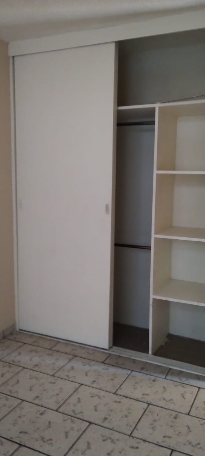 71eb61b8 ee10 4207 a98d ccabfea408db