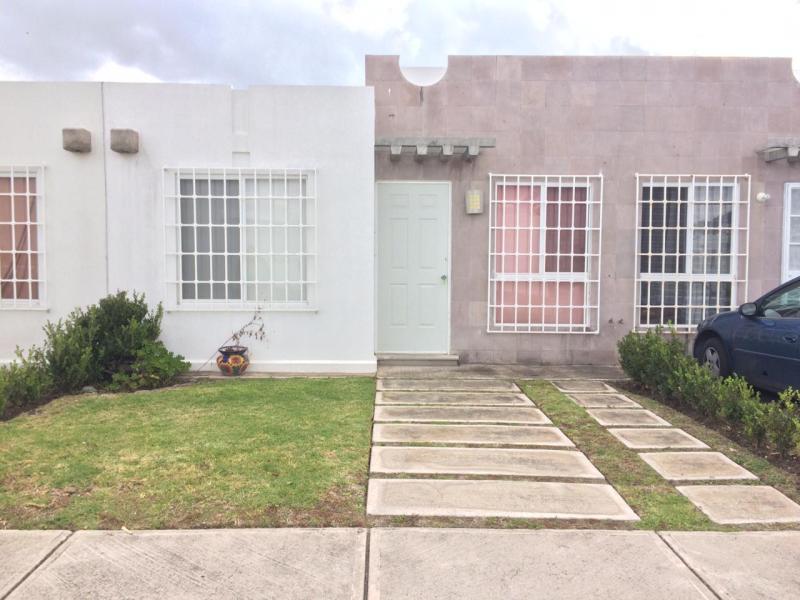 CASA EN RENTA en Los Vinedos Queretaro 3