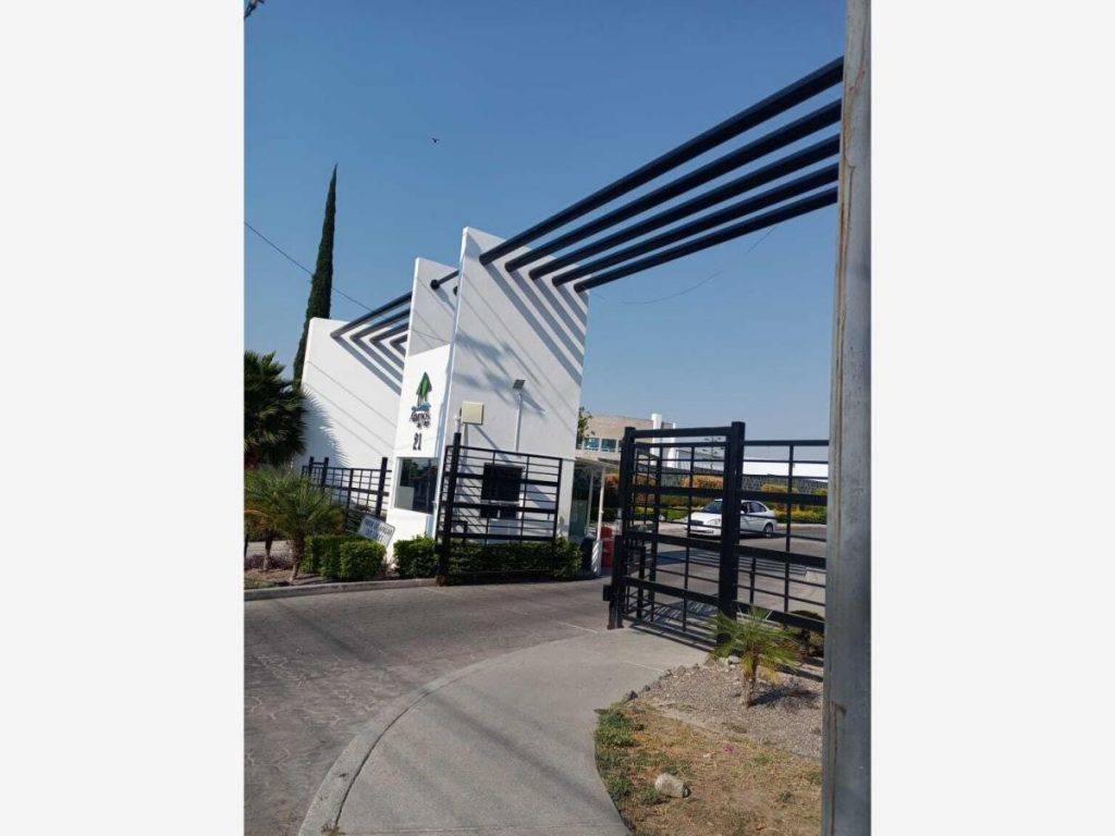 Casa en Renta en Alamos del Lago Queretaro 3