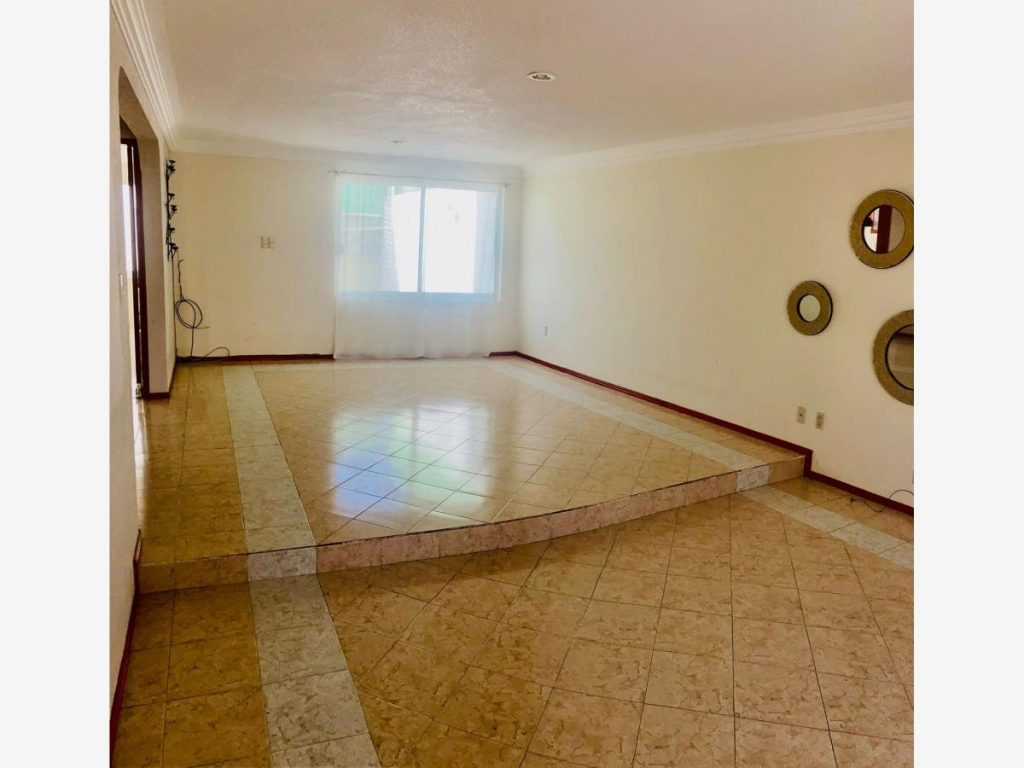 Casa en Renta en Arboledas de San Javier Pachuca de Soto Hidalgo 3