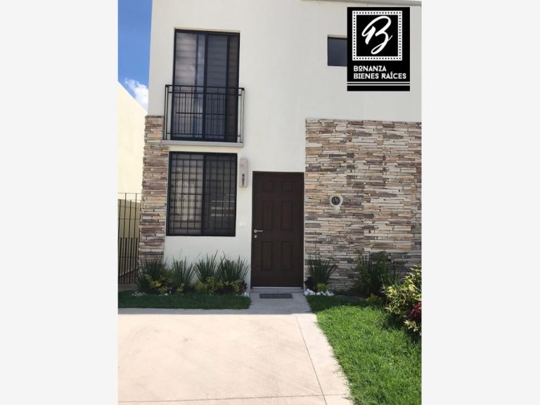 Casa en Renta en Capital Sur El Marques Queretaro