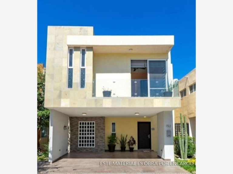 Casa en Renta en Crystal Lagoons Apodaca Nuevo Leon