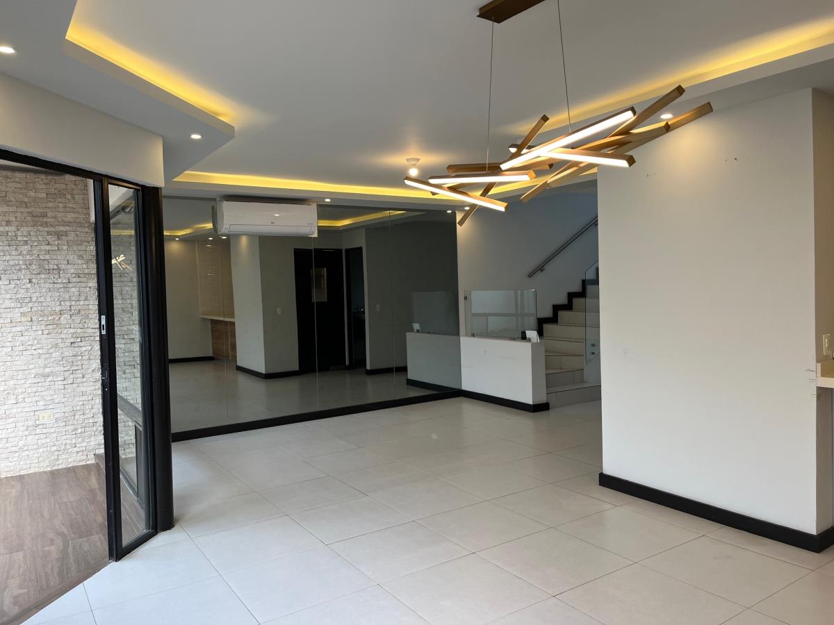 Casa en Renta en Crystal Lagoons Apodaca Nuevo Leon 4