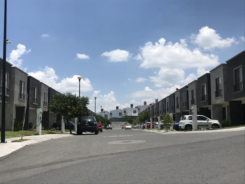Casa en Renta en Del Parque Residencial El Marques Queretaro 1