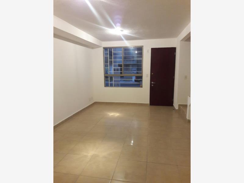 Casa en Renta en Del Parque Residencial El Marques Queretaro 6