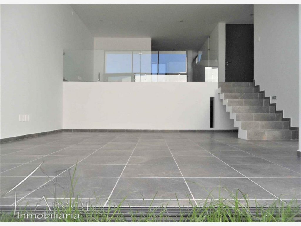 Casa en Renta en Jardines de Santa Anita Tlajomulco de Zuniga Jalisco 3