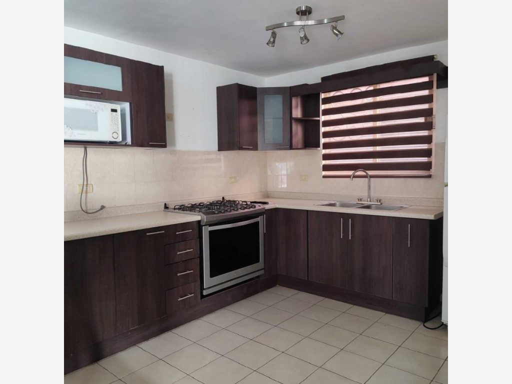 Casa en Renta en Paraje Santa Rosa Apodaca Nuevo Leon 1