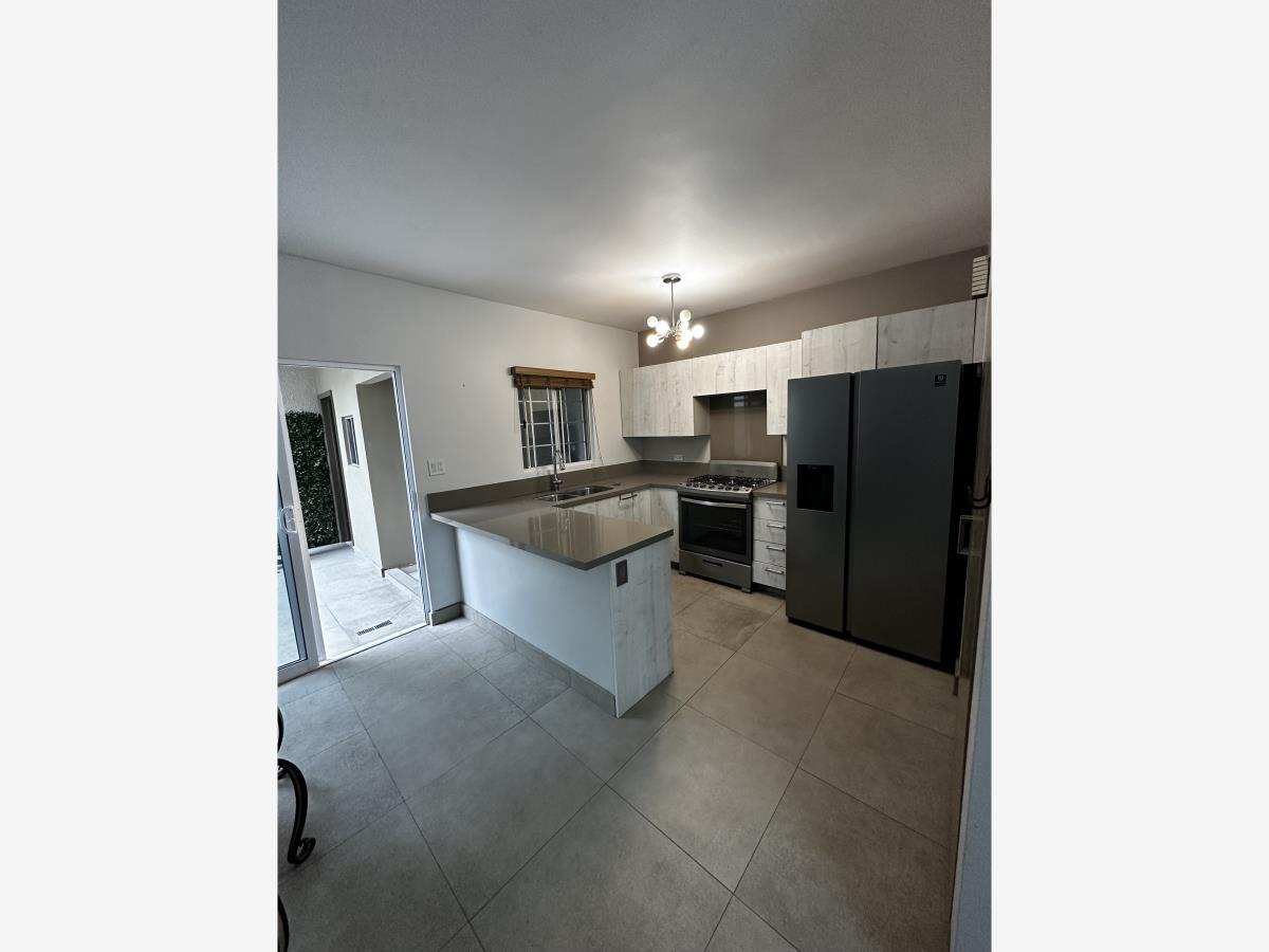 Casa en Renta en Residencial Agua Caliente Tijuana Baja California 4