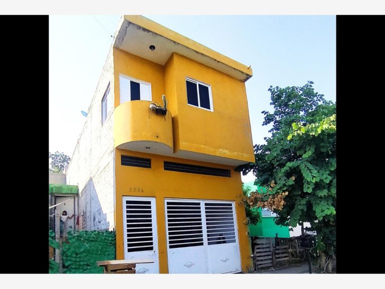 Casa en Venta en Joyas de Castilla Leon Guanajuato